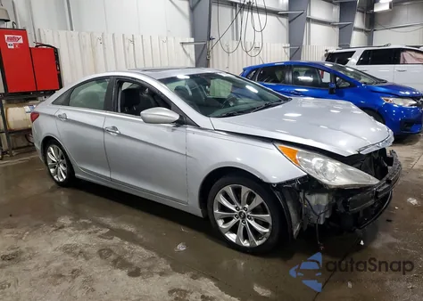 2013 Hyundai Sonata Se z USA, uszkodzony, nr VIN 5NPEC4AC5DH567276
